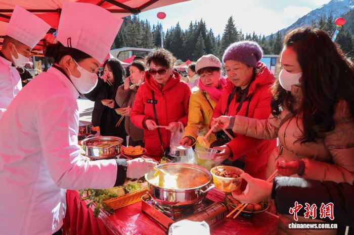 融合溫情與風(fēng)味 “饗在祁連”發(fā)布，青海家宴首推縣域菜式與病人陪護(hù)服務(wù)新探索